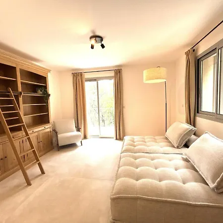 Roca Sea View Villa *