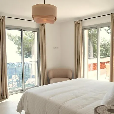 Roca Sea View Villa *